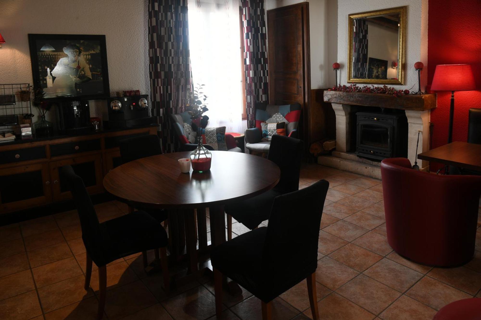 Logis Auberge De Launay Limeray Exterior foto