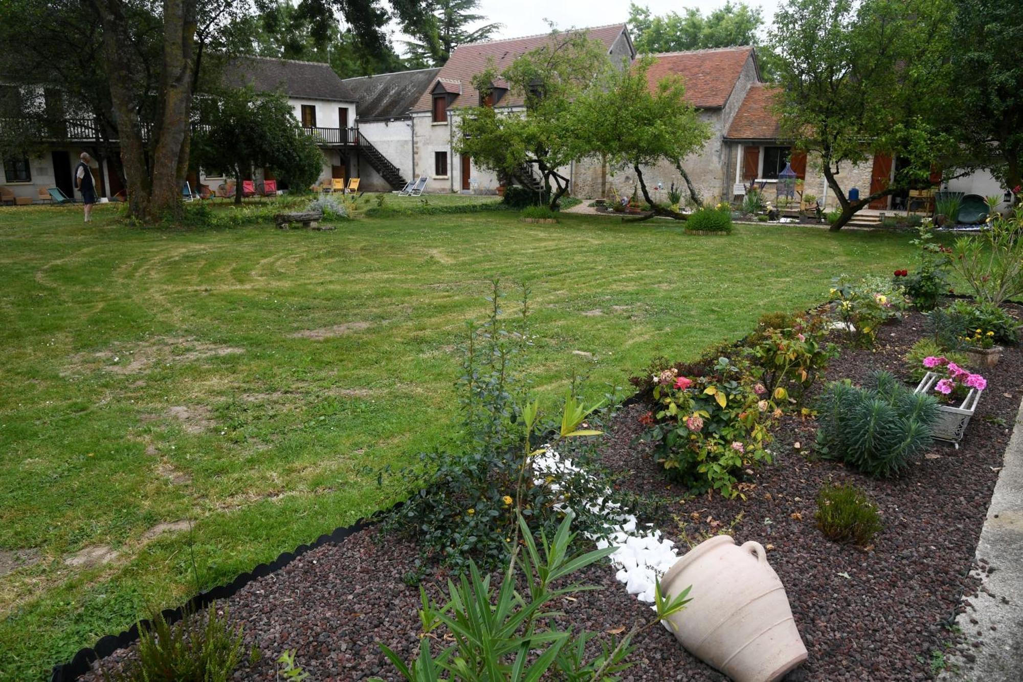 Logis Auberge De Launay Limeray Exterior foto